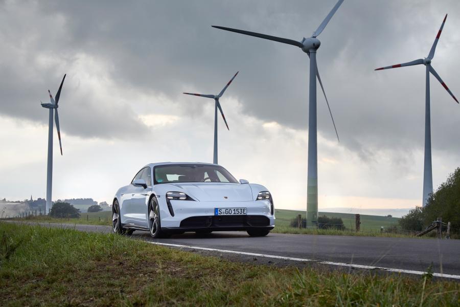  Porsche Taycan Turbo S 2019 года  (WW) (фото 24 из 46)